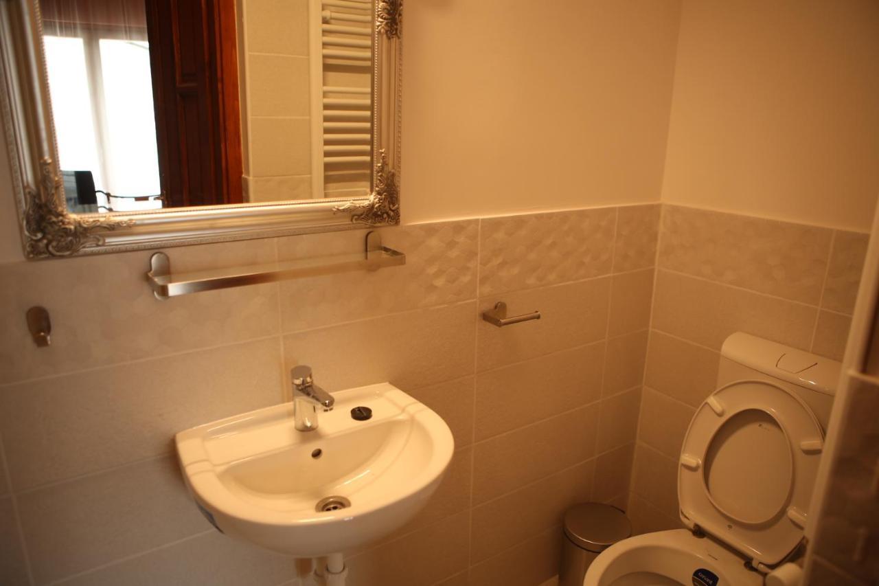 Hunyadi Panzio-Apartman Мако Экстерьер фото