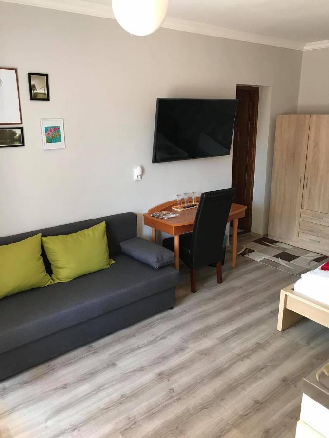 Hunyadi Panzio-Apartman Мако Экстерьер фото